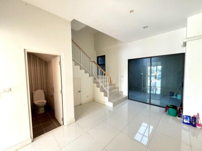 ให้เช่า โฮมออฟฟิต 4 ชั้น บ้านกลางเมือง ดิอิดิชั่น บางนา - วงแหวน by AP บ้านใหม่ ทำเลดี-2