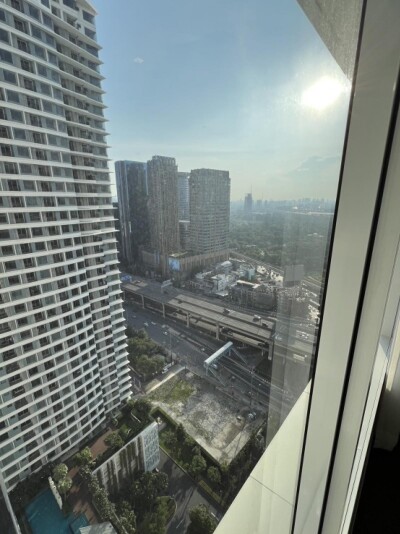 เดอะ เซนต์ เรสสิเด้นเซส / 54 ตรม. ชั้น 28 ตึก B-9