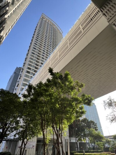 เดอะ เซนต์ เรสสิเด้นเซส / 54 ตรม. ชั้น 28 ตึก B-11