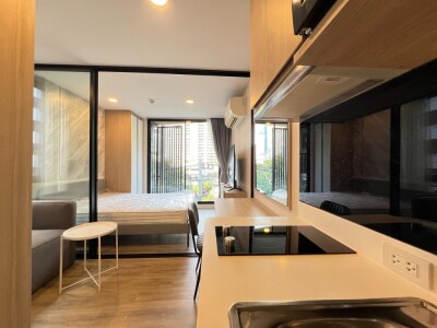 เดอะ ทีค สาทร - ลุมพินี / 24 ตร.ม. ชั้น 4-5