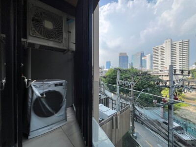 เดอะ ทีค สาทร - ลุมพินี / 24 ตร.ม. ชั้น 4-14