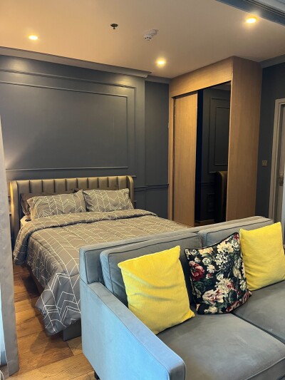 คิว ชิดลม - เพชรบุรี / Q Chidlom - Phetchaburi-5