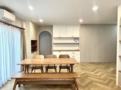 เซนโทร ดอนเมือง - แจ้งวัฒนะ / 🏡 บ้านทิศใต้ พื้นที่ใช้สอย 209 ตร.ม. 🛏️ 4 ห้องน้ำ 4 ห้องน้ำ-4