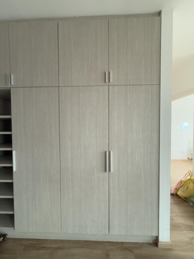 เดอะ คีย์ สาทร - เจริญราษฎร์ / 2 ห้องนอน  1 ห้องนั่งเล่น 1 ห้องอเนกประสงค์