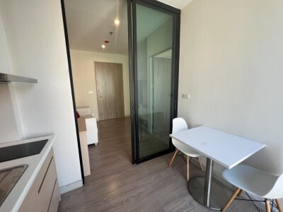 เดอะ แคปิตอล ราชปรารภ - วิภา / • ขนาด: 30.88 ตร.ม. • ชั้น: 8-8