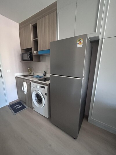 ไลฟ์ พระราม 4 - อโศก / 🛌 1 ห้องนอนพร้อมเฟอร์นิเจอร์ครบชุด-11