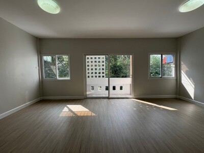 อัพเดตล่าสุด 7/3/2568 :ทาวน์โฮม หมู่บ้านสรัลพร ถนนเลียบคลองภาษีเจริญฝั่งเหนือ ซอย 32 แขวงหนองแขม เขตหนองแขม กทม รีโนเวทท-20