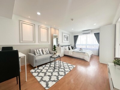 ลุมพินี วิลล์ ศูนย์วัฒนธรรม / 30 ตรม. ชั้น 8  ตึก D1-1