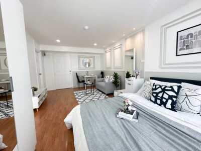 ลุมพินี วิลล์ ศูนย์วัฒนธรรม / 30 ตรม. ชั้น 8  ตึก D1-9