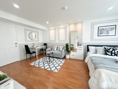 ลุมพินี วิลล์ ศูนย์วัฒนธรรม / 30 ตรม. ชั้น 8  ตึก D1-3