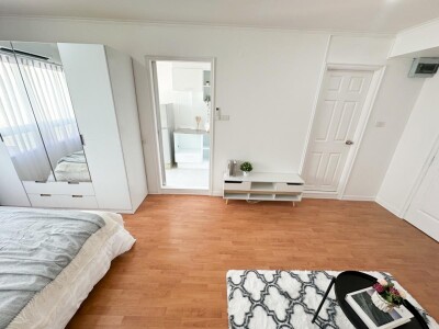 ลุมพินี วิลล์ ศูนย์วัฒนธรรม / 30 ตรม. ชั้น 8  ตึก D1-10