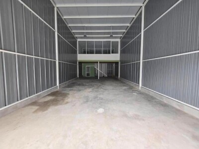 โกดัง+ออฟฟิส ติดถนนอ่อนนุช 70-4