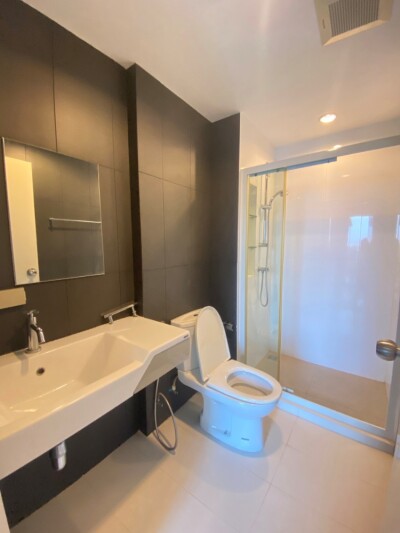 ปาร์ค เอ็กซ์โซ่ เกษตร - นวมินทร์ / - พื้นที่ 33.2 ตรม. - ตึก B ชั้น 7 (ฝั่งลานจอดรถ)