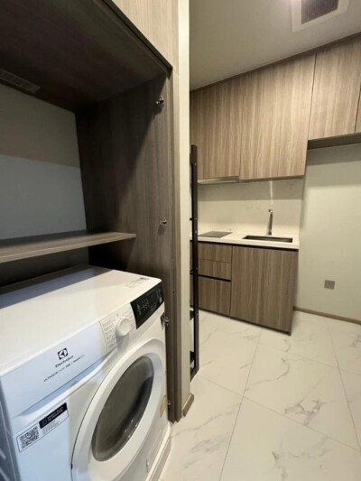 เซอเลส อโศก / ห้องเลขที่8/223 ขนาดพื้นที่ 134 ตร.ม ชั้นที่ 38-5