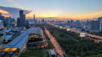 ไลฟ์ อโศก /  36 ตร.ม. -ชั้น 26-21