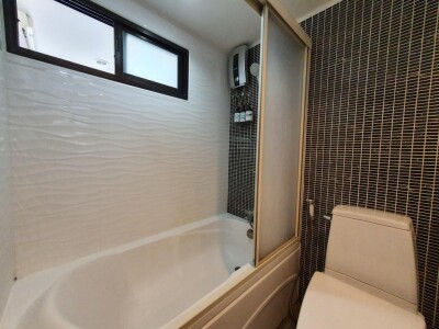 ลุมพินี เพลส พหล - สะพานควาย /  31 ตรม. ชั้น 28-8