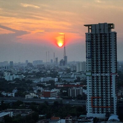 ลุมพินี เพลส พหล - สะพานควาย /  31 ตรม. ชั้น 28-11