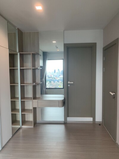 ไลฟ์ อโศก - พระราม 9 / Life Asoke - Rama 9