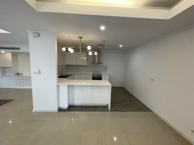 ดนิชาการ์เด้น คอนโดมิเนียม / 230 ตร.ม.*-4