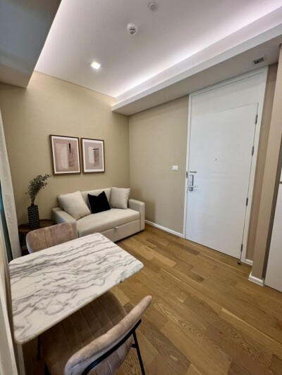 เดอะ เซนต์ เรสสิเด้นเซส / 30.5 ตรม. ชั้น 35 ตึก B-4