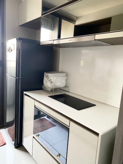 เดอะรูม พระราม 4 / The Room Rama 4-11