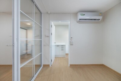 ลุมพินี เซ็นเตอร์ แฮปปี้แลนด์ เฟส 1-4 / 35 ตรม. ชั้น 7-12