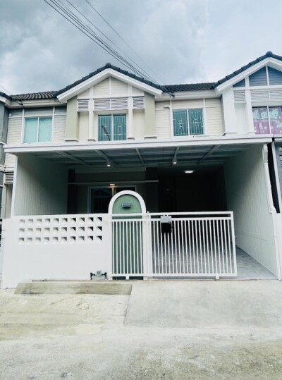 รังสิต ลำลูกกา ปทุมธานี คลองหลวง / 📐 เนื้อที่ 19.1 ตร.วา | 3 ห้องนอน | 2 ห้องน้ำ | 1 ที่จอดรถ-1