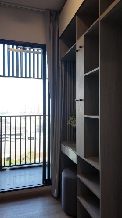 ออริจิ้น ปลั๊ก & เพลย์ นนทบุรี สเตชั่น / 🔸1 ห้องนอน เพดานสูง 2.6 เมตร 🔸ชั้น 11 ตำแหน่ง 35