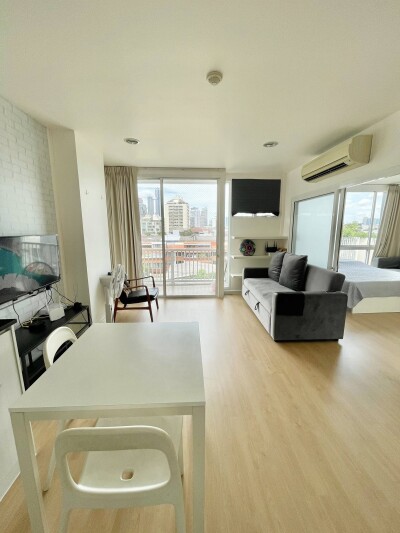 ดี 65 คอนโดมิเนียม / D 65 Condominium-1