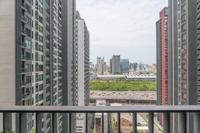 ไลฟ์ อโศก - พระราม 9 / Life Asoke - Rama 9