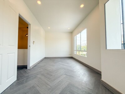 พลีโน่ ปิ่นเกล้า - วงแหวน / 》3ห้องนอน🛌 2ห้องน้ำ🛁  1ที่จอดรถในบ้าน🚗-12