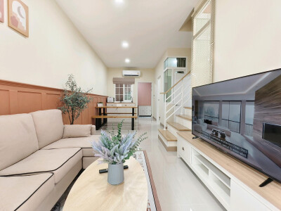 โกลเด้น ทาวน์ ฟิวเจอร์-รังสิต