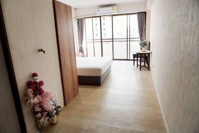 บ้านราชเทวีวิลล์ / ✨ ห้องขนาด 25-28 ตร.ม. พร้อมระเบียง กว้างขวาง อยู่สบาย