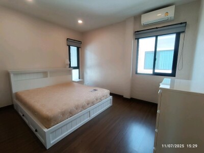 เดอะ ซิตี้ บางนา กม.7 / 📍 พื้นที่ใช้สอย 278 ตร.ม. | ที่ดิน 102 ตร.วา-23