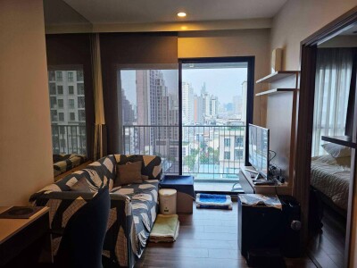 ทีล สาทร – ตากสิน / TEAL Sathorn - Taksin-1