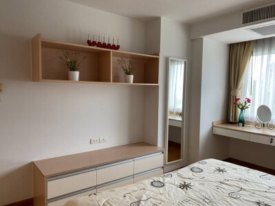 เรสซิเดนซ์ 52 / Residence 52