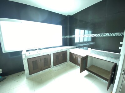 อัพเดตล่าสุด 30/10/2568 : 🌟 ให้เช่าอาคารพาณิชย์ สุขุมวิท 64 🌟-5