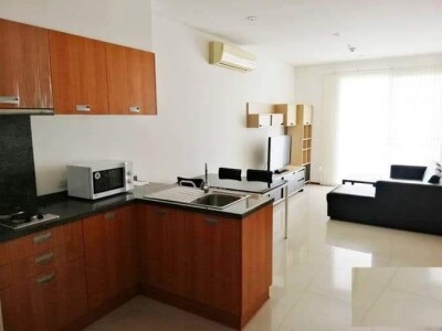 วิลล่า สาทร / Villa Sathorn