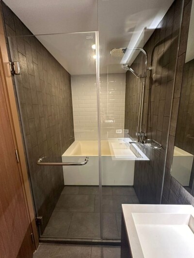 อัปเดตล่าสุด 13/5/2568 : ไซมิส พระราม 9 (แลนด์มาร์ค @MRTA Station) / ห้องขนาด 70 ตรม. ชั้น 18 อาคาร C-24