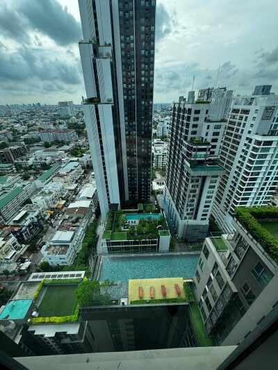 เซ็นทริค อารีย์ สเตชั่น / Centric Ari Station