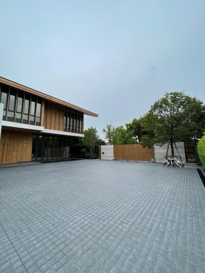 สันติบุรี เดอะ เรสซิเดนเซส / 1,415 ตารางเมตร-2