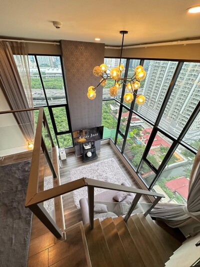 ไนท์บริดจ์ สเปซ พระราม 9 / KnightsBridge Space Rama 9