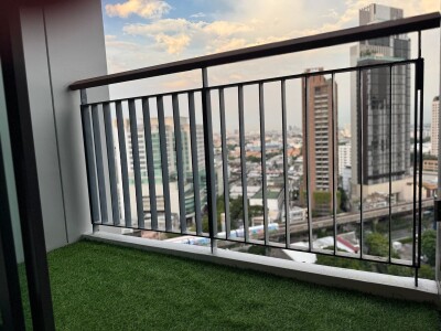 ริธึ่ม เอกมัย / RHYTHM Ekkamai