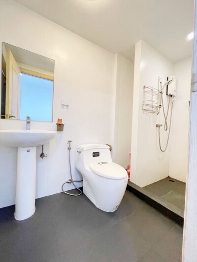 อัพเดทล่าสุด 15/10/2568 : ดิ ไอริส เวสท์เกต / The Iris westgate