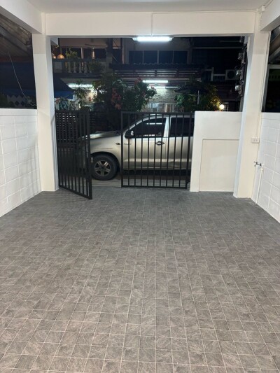 สินทวีวิลล่า รีโนเวทใหม่ พร้อมอยู่ เข้าทาง รพ.บางมด / ✅  ขนาด 16.5 ตร.วา ✅  พื้นที่ใช้สอย 2 ห้องนอน 2 ห้องน้ำ-1