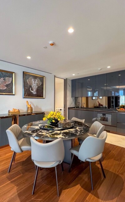 ดิ เอสเทลล์ พร้อมพงษ์ / The Estelle PhromPhong