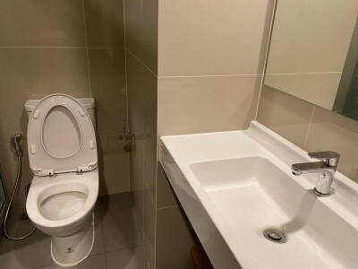 ไอดีโอ สาทร - วงเวียนใหญ่ / • ขนาด 28 ตร.ม. | แบ่งสัดส่วนด้วยกระจก-12