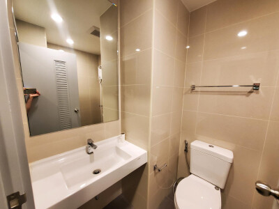 เอ สเปซ เมกา / A space Mega