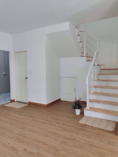 เดอะ คอนเนค 8 วงแหวน - บางนา-8