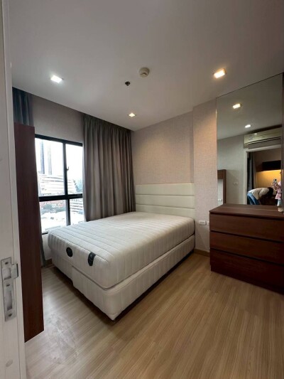เออร์บาโน่ แอบโซลูท สาทร - ตากสิน / Urbano Absolute Sathon - Taksin